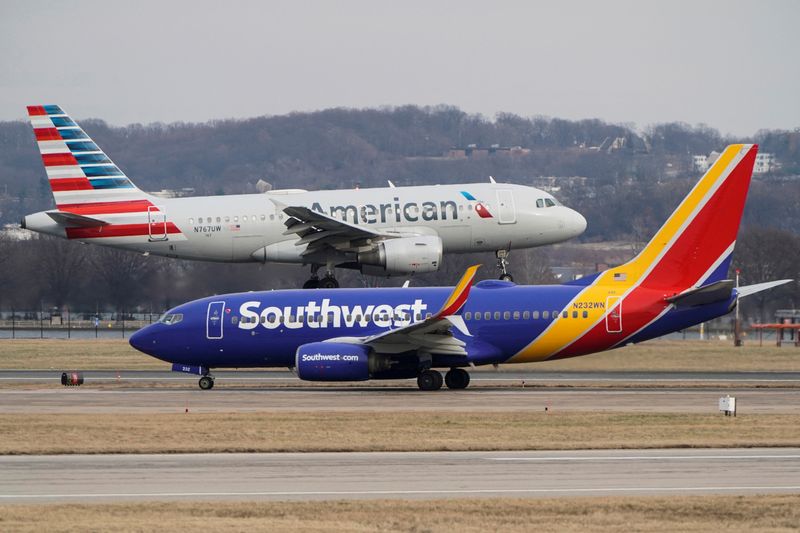 US airlines cancel over 1,300 flights after winter storm