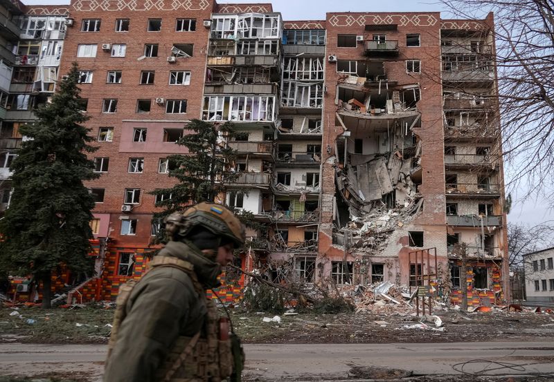Trump threatens Russia with sanctions until Ukraine peace reached