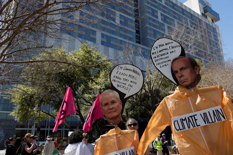 Climate activists protest at top global energy gathering
