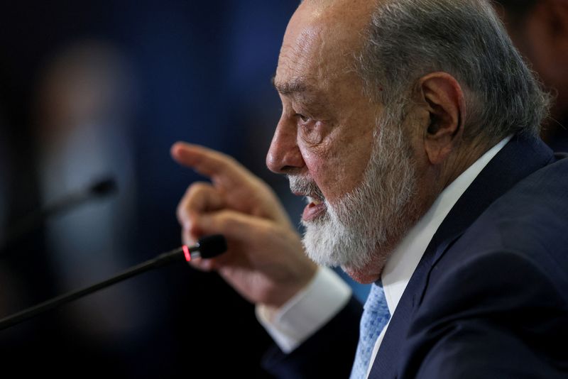 Exclusive-Mexican tycoon Slim eyes two of Pemex’s key fields, gaining clout in energy sector