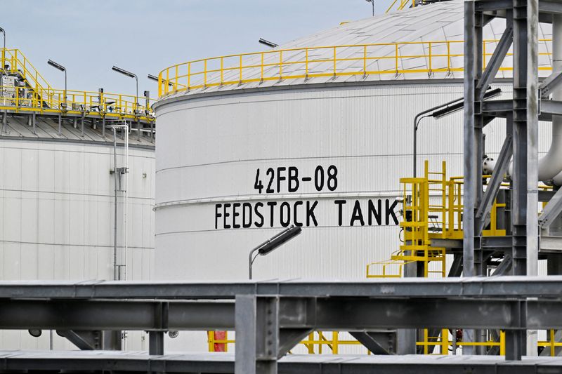 Analysis-Asia’s green jet fuel ambitions exceed demand, heralding exports