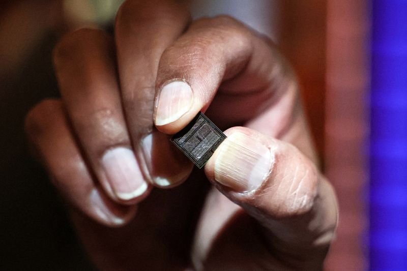 Chipmaker Micron’s shares slump as tepid margin forecast eclipses AI prospects